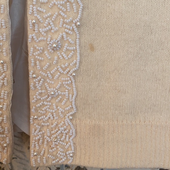 True vintage cardigan with faux pearl detailing szSM - Picture 2 of 9